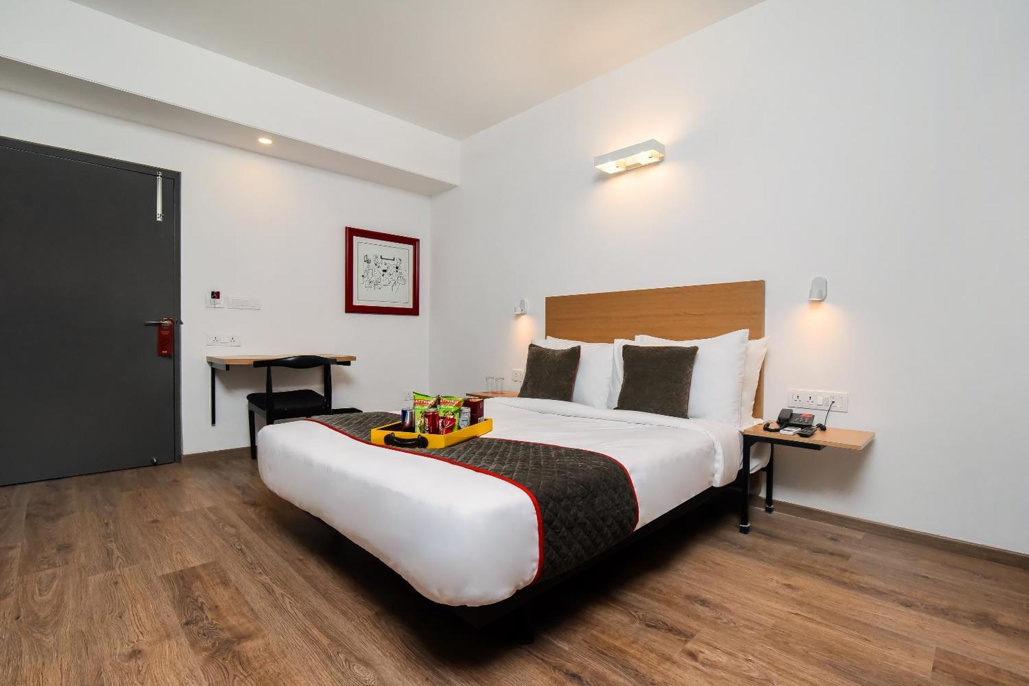 Townhouse C Scheme Ahinsa Circle Hotel Jaipur Bagian luar foto